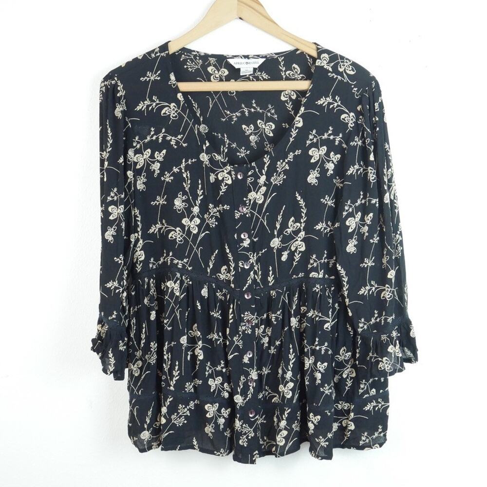 April Cornell Medium Top Floral Ruffle Lace Button Cottagecore Feminine Boho 90s